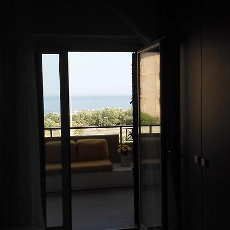 B&B I Girasoli Soverato Marina Exterior photo